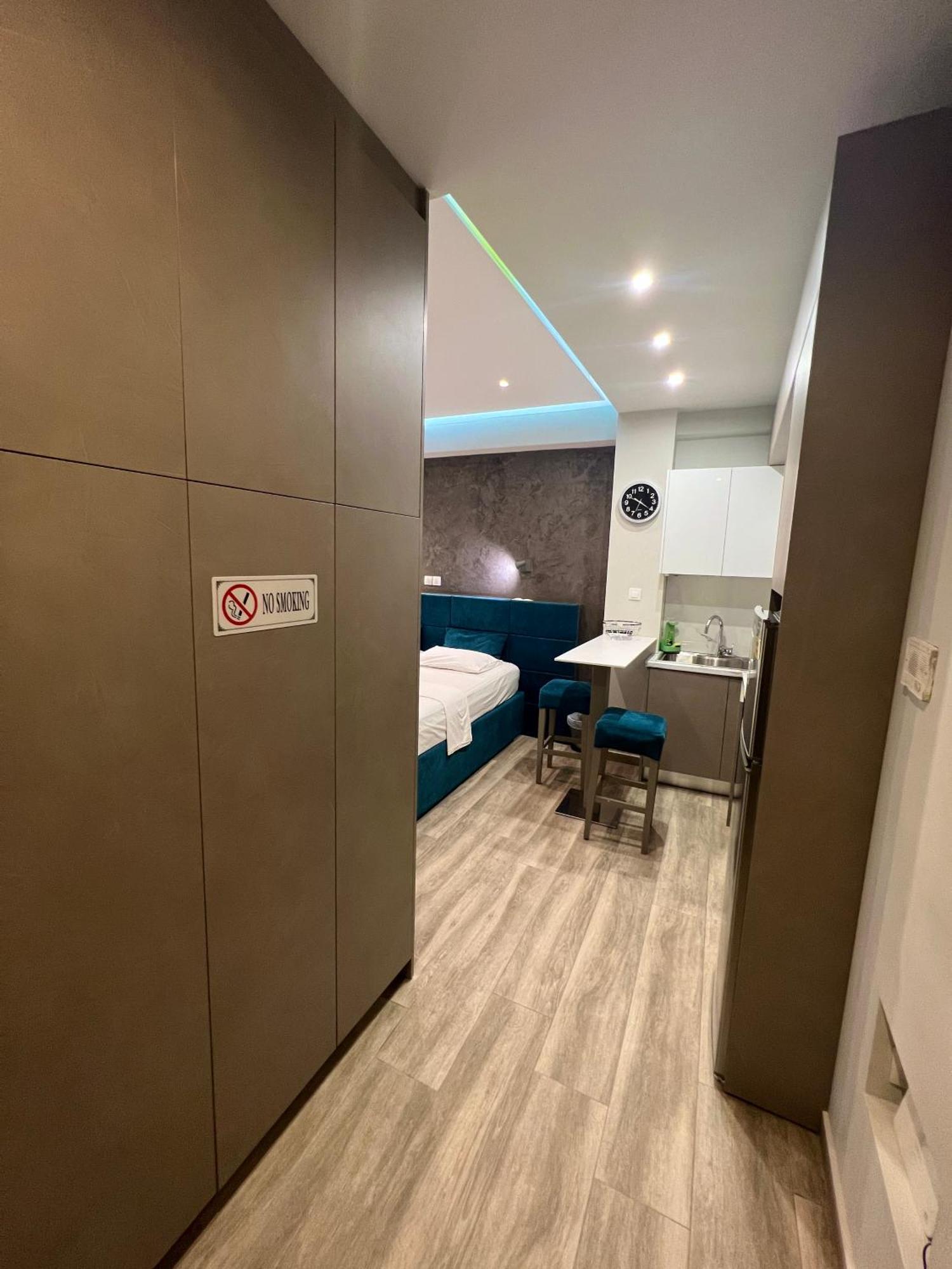 Emerald Lux Apartment Atenas Exterior foto